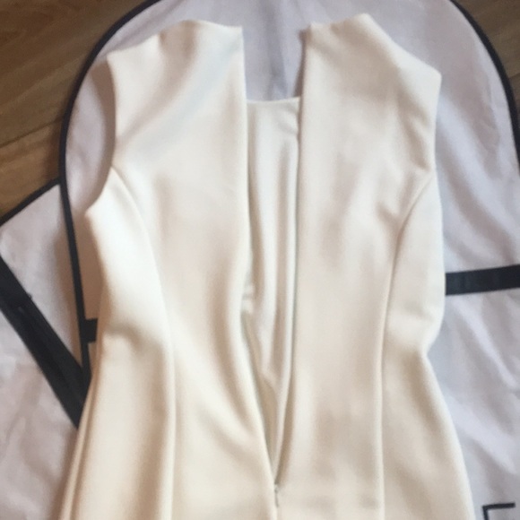 M by Maia | White Cap Sleeve Cupcake Dress - Picture 3 of 7